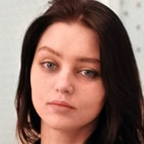 Nastya Golubeva Carax