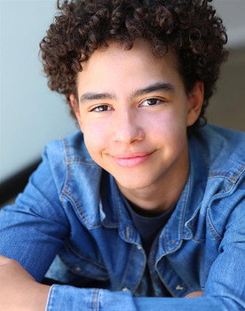 Evan Nikolas Fields