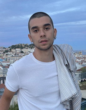 Alex Mola